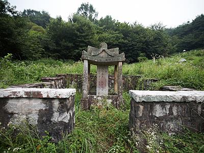 김수직 정려각 전경 썸네일 이미지